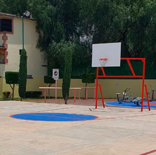 Matenimiento al área de canchas